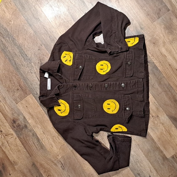 Chadwicks Jackets & Blazers - Vintage Chadwicks real comfort size 14P (fits like a S/M) with smiley faces.